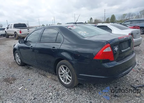 2010 Ford Fusion S from USA, damaged, VIN 3FAHP0GA0AR175577